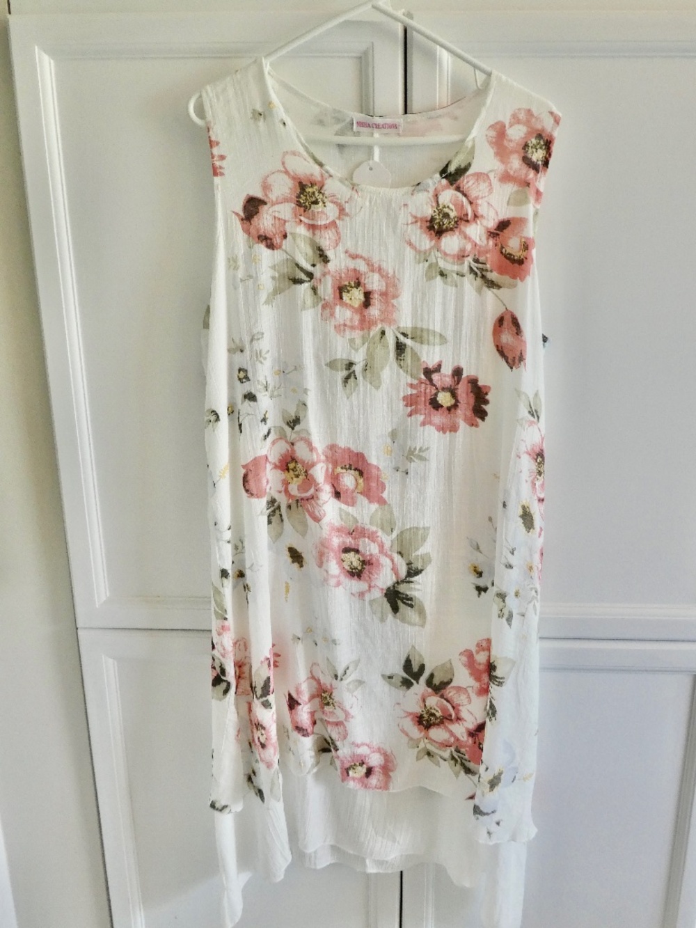 Nisha Creations Off-white Two-layered Sleeveless Floral Dress